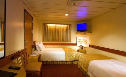 cabin img