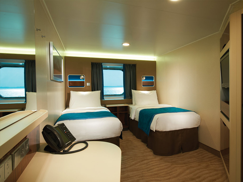 cabin img