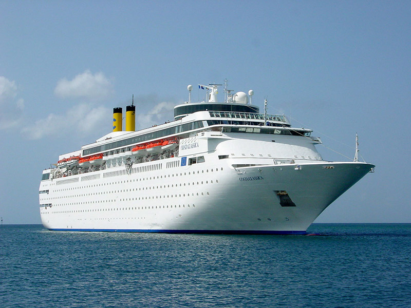 A cruise ship Costa neoClassica 4*